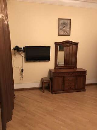 Виллы A Royal Luxury Villa With The Best View in Yerevan Ереван Вилла-32