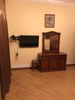 Виллы A Royal Luxury Villa With The Best View in Yerevan Ереван Вилла-64