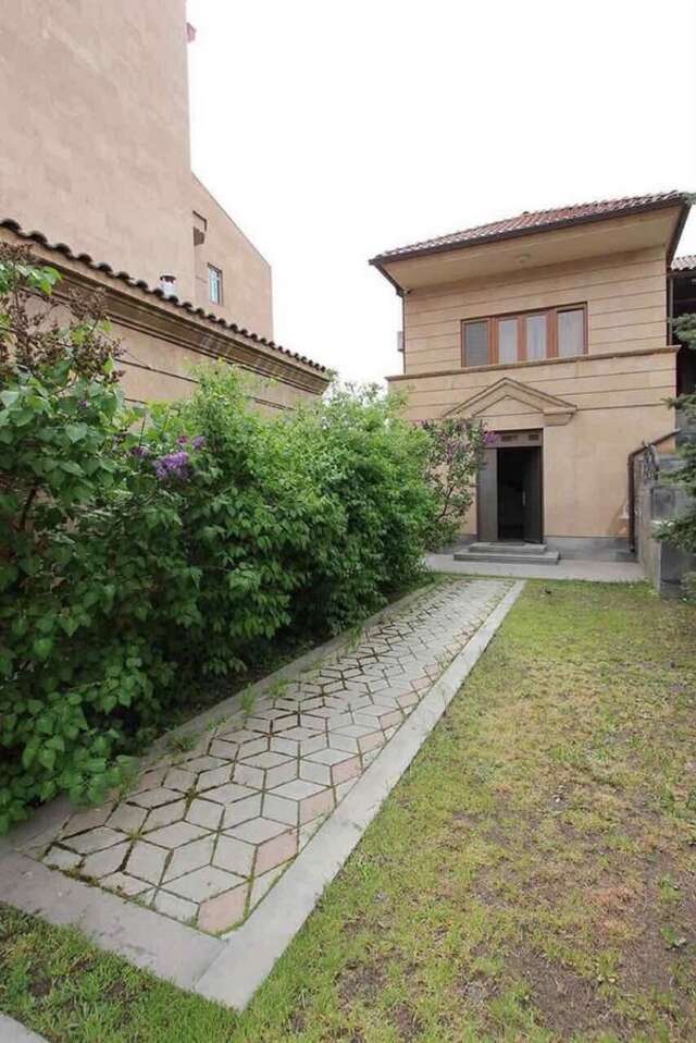 Виллы A Royal Luxury Villa With The Best View in Yerevan Ереван-3