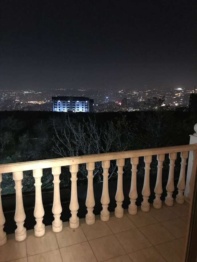 Виллы A Royal Luxury Villa With The Best View in Yerevan Ереван-42